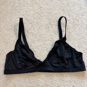 Victoria’s Secret Black Satin Bralette Medium Soft Cup Lightweight Lounge Bra